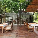 Aparthotel Vira