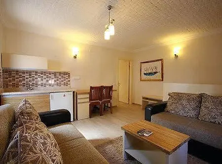 Apart Otel Vira 3*
