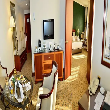 Apart Otel Vira
