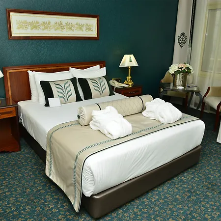 Hotel apartamentowy Vira